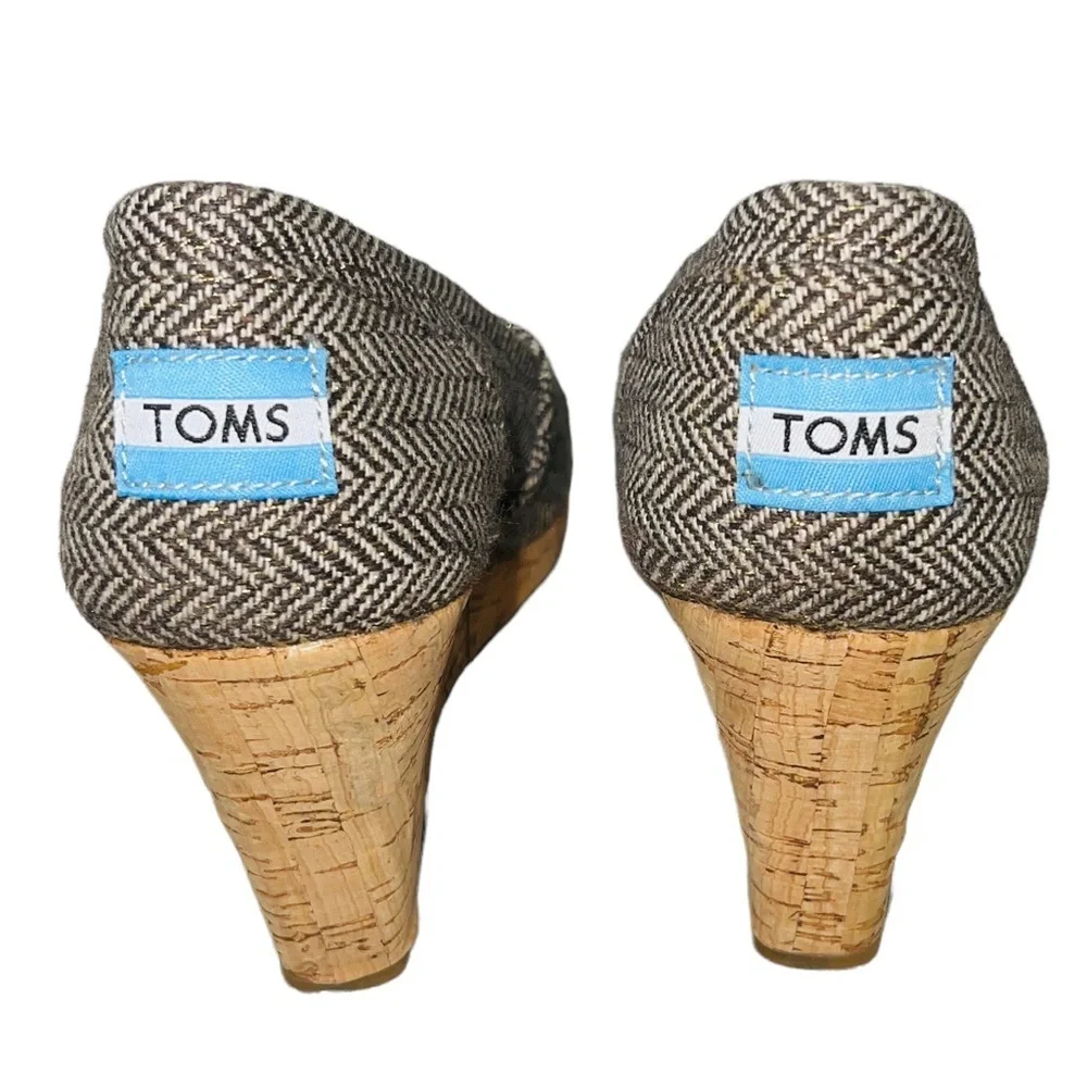 Toms Brown Metallic Herringbone Wedge
